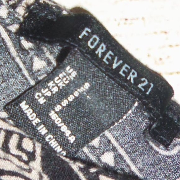 Forever 21 Romper Elephants S - Picture 2 of 3